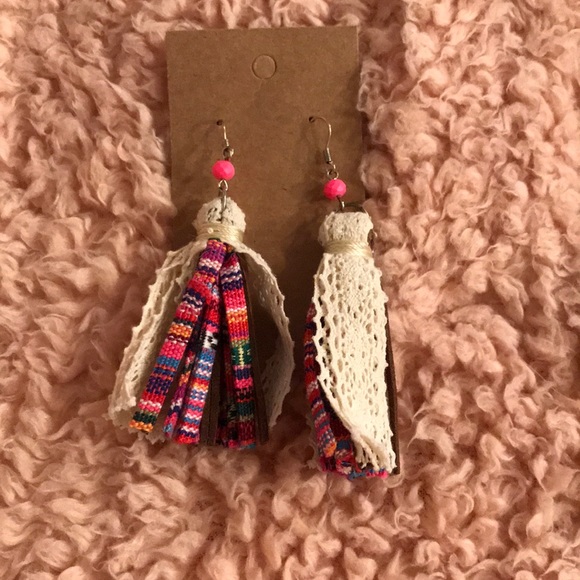 Dangle Earrings - Picture 1 of 1
